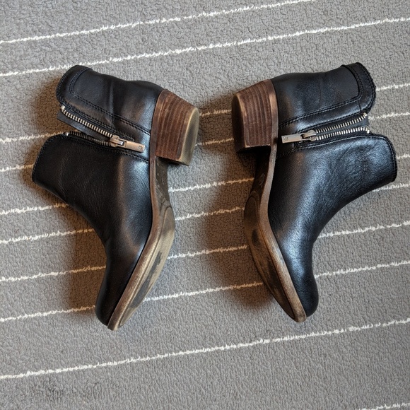 Lucky Brand Black Leather Booties Size 6 - Picture 2 of 6